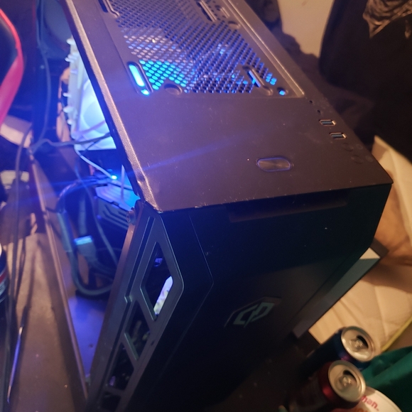 Custom next gen gaming pc - Picture 7 of 9